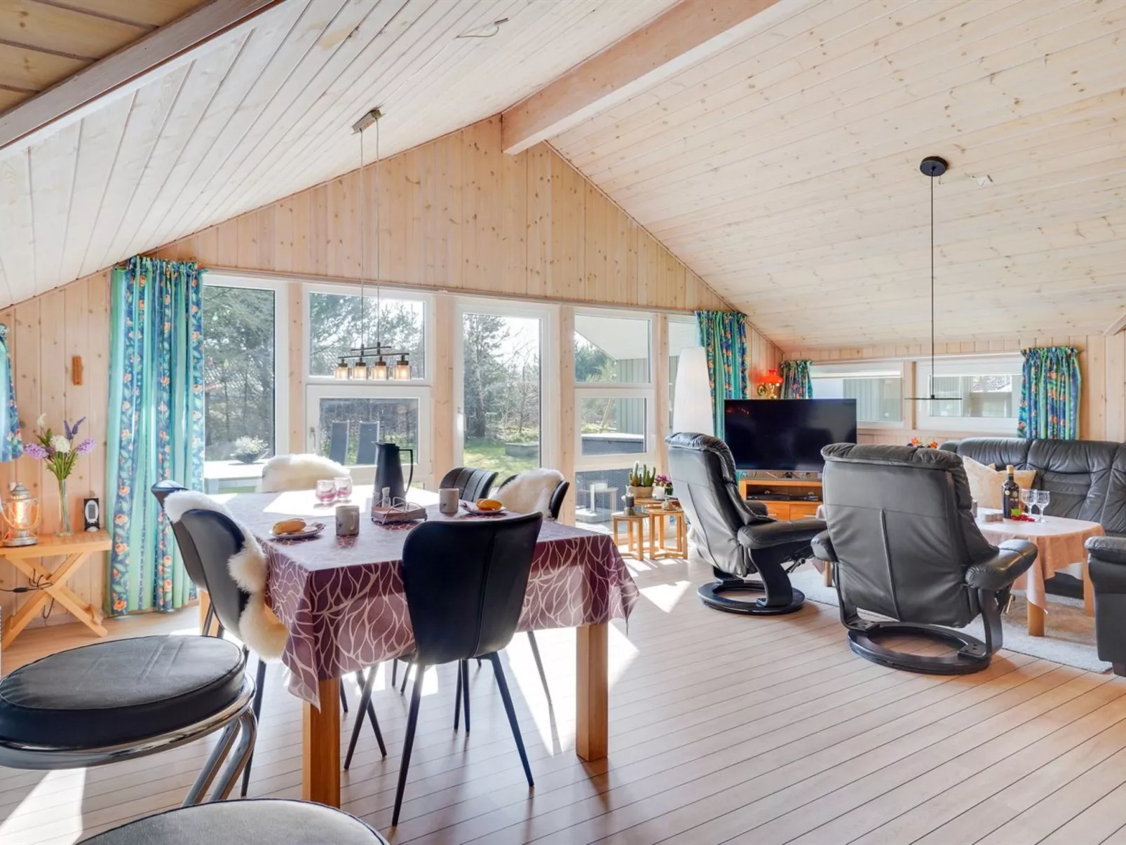 "Allita" - 12km from the sea-Binnen