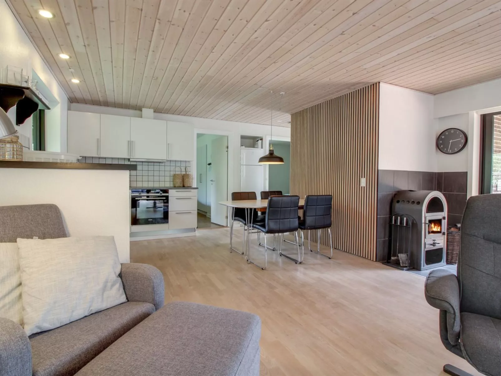 "Gunkil" - 800m from the sea-Binnen