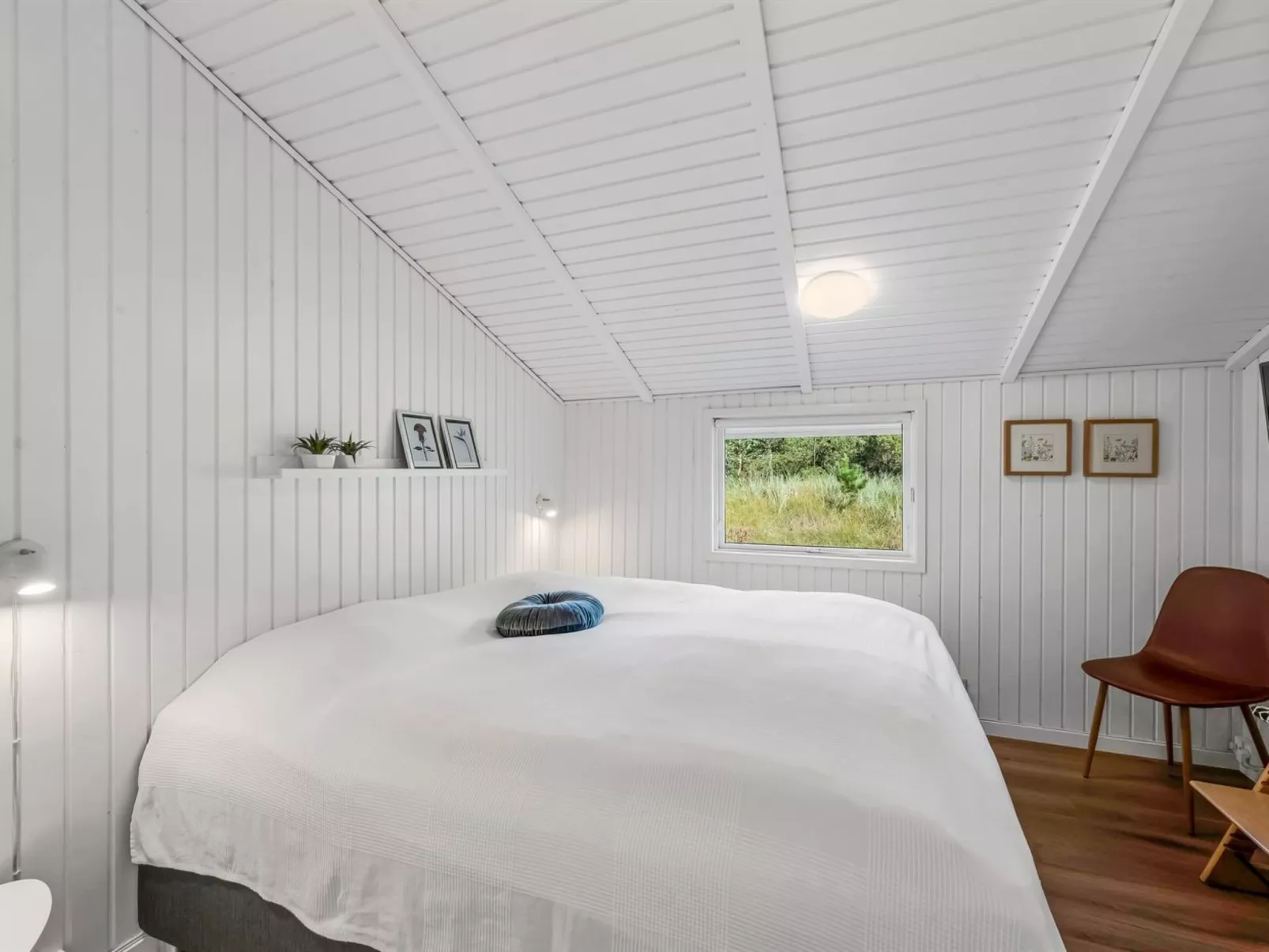 "Eirik" - 2.5km from the sea-Binnen