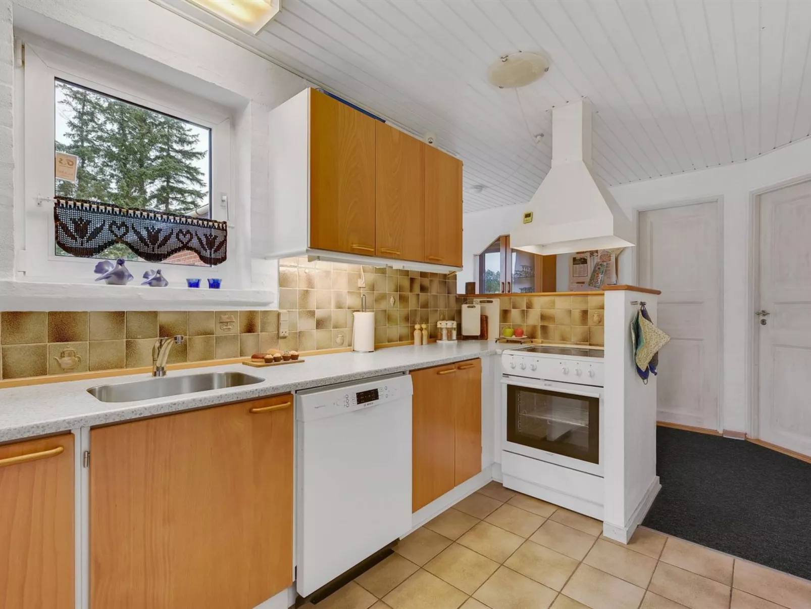 "Pernilla" - 2km from the sea-Binnen