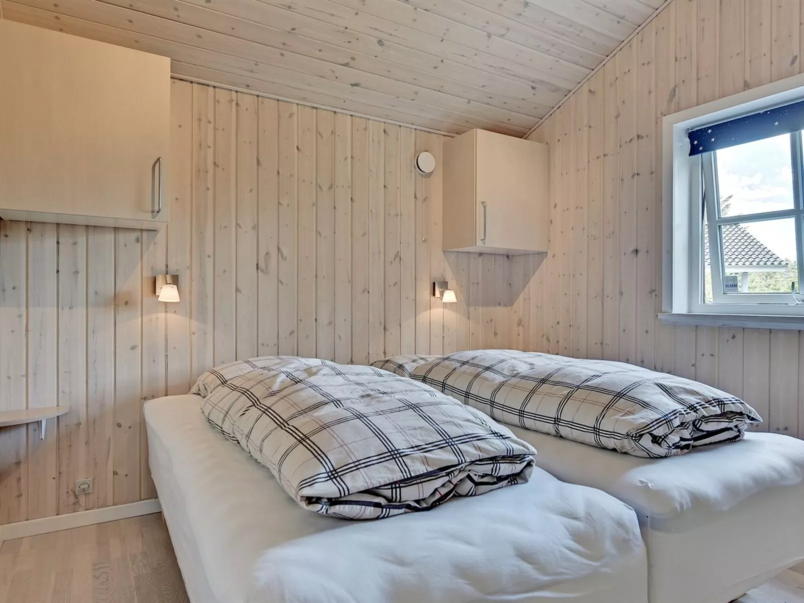 "Elli" - 700m from the sea-Binnen