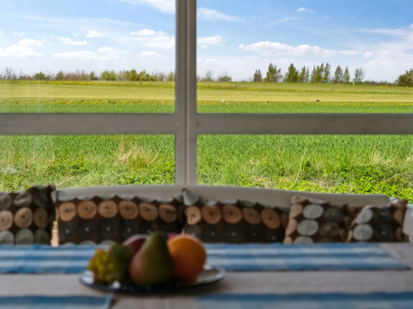 "Melin" - 2.8km from the sea-Buiten