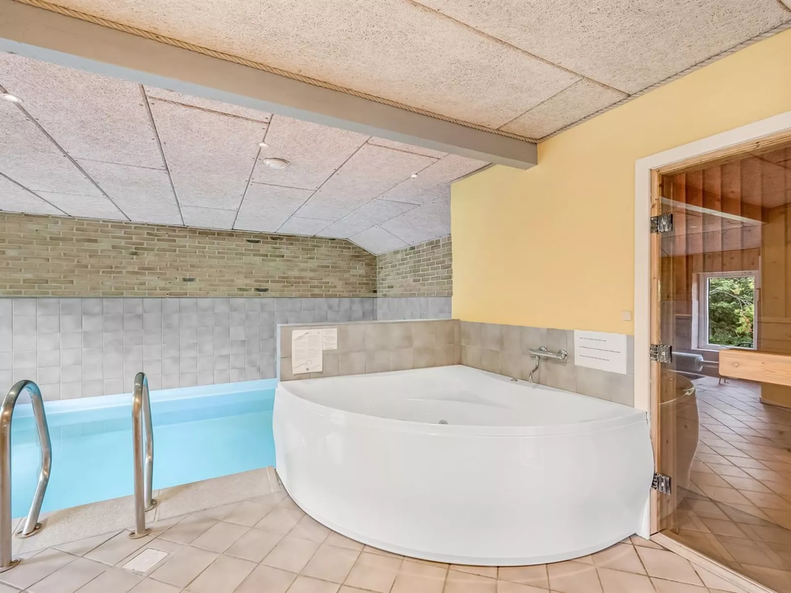 "Dorithea" - 1.3km from the sea-Buiten