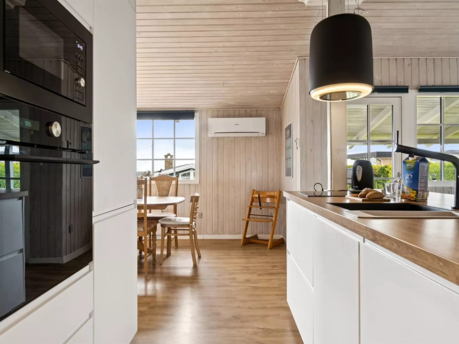 "Diddi" - 170m from the sea-Binnen