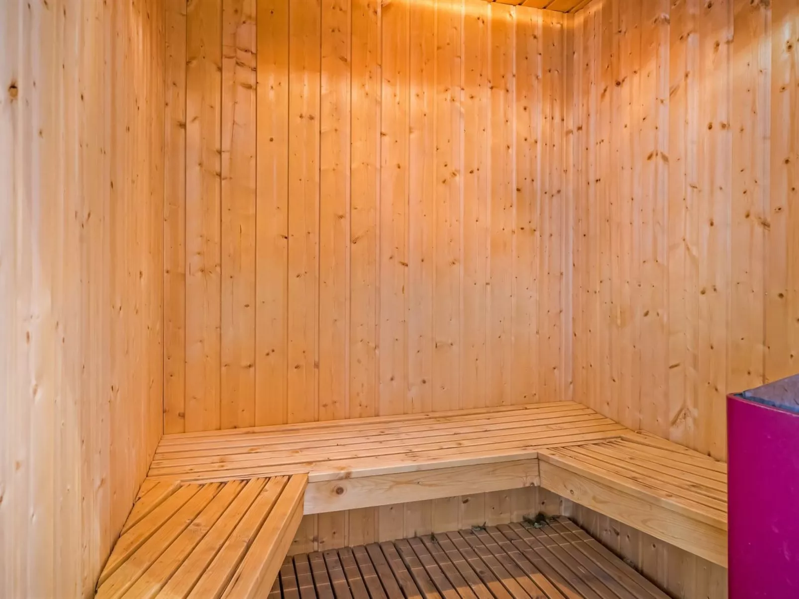 "Persa" -  from the sea-Binnen