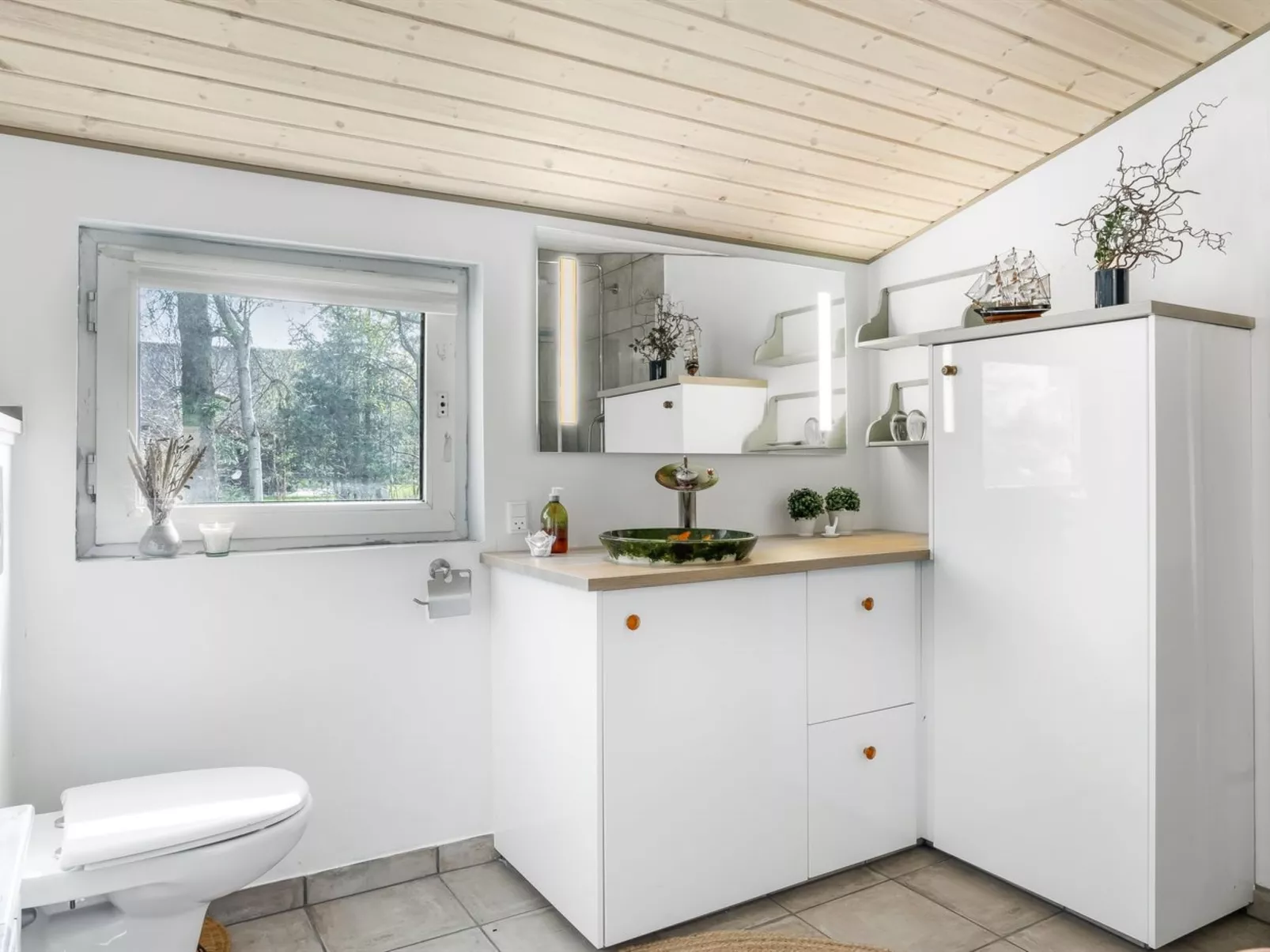 "Livni" -  from the sea-Binnen