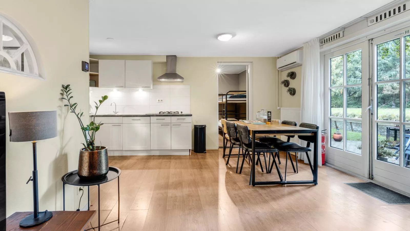 Rutershoeske-Eetkamer