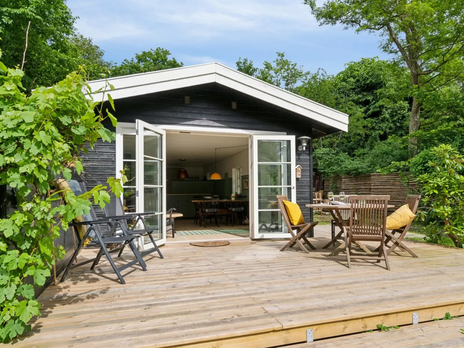 "Riana" - 700m from the sea-Buiten