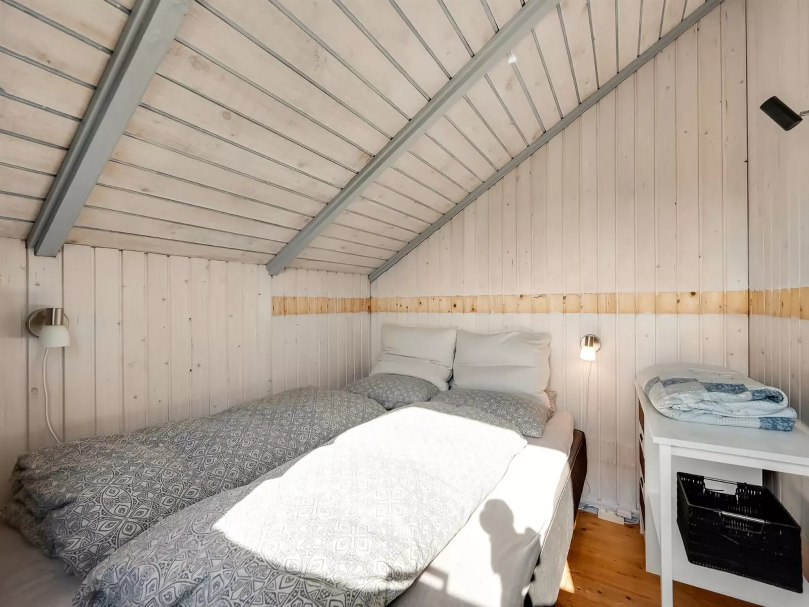 "Angelie" - 400m from the sea-Binnen