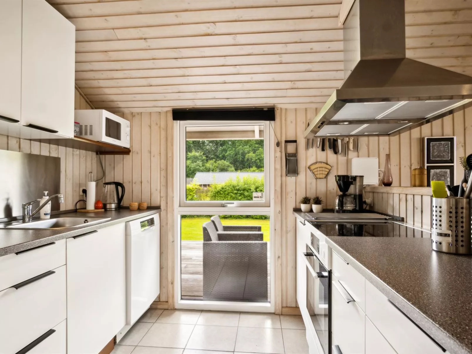 "Telli" - 350m from the sea-Binnen