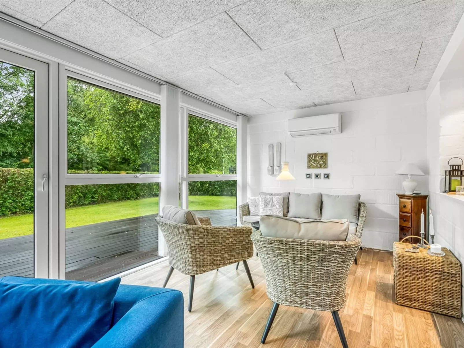 "Lyra" - 500m to the fjord-Binnen