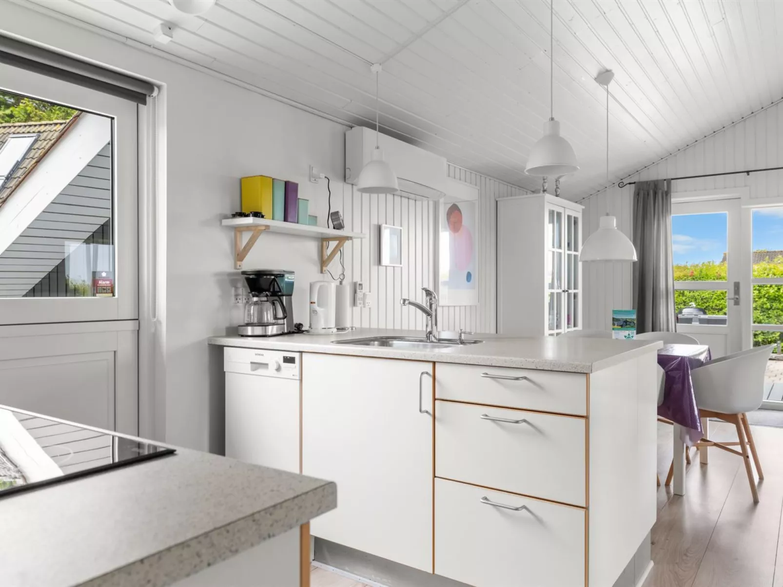 "Maaria" - 400m from the sea-Binnen