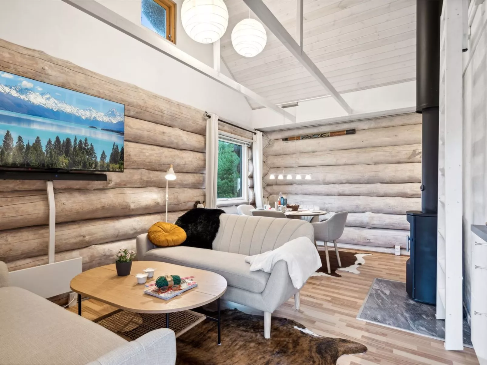 "Barni" - 7km from the sea-Binnen