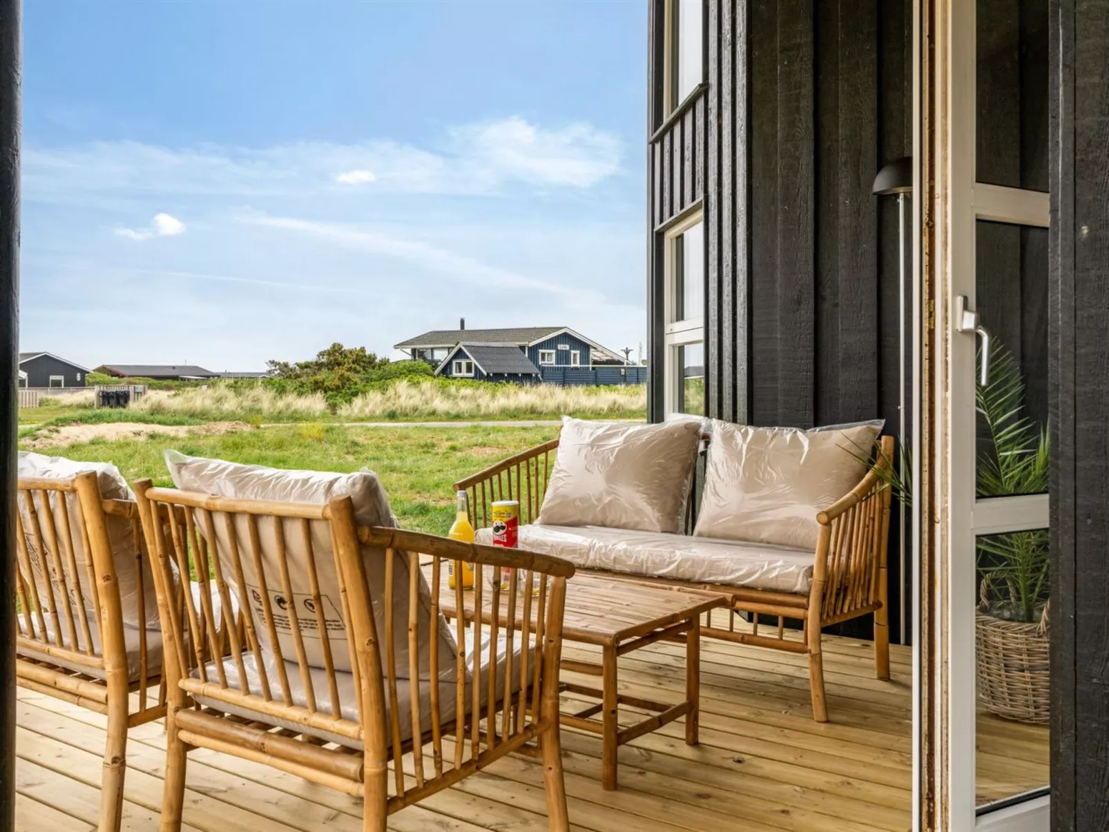 "Apelone" - 280m from the sea-Buiten