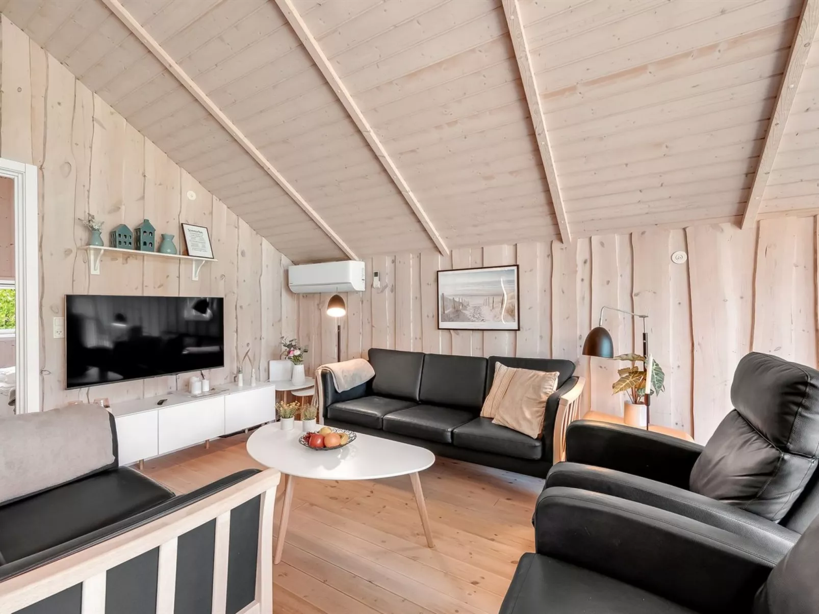 "Kuisma" - 1.1km to the fjord-Binnen