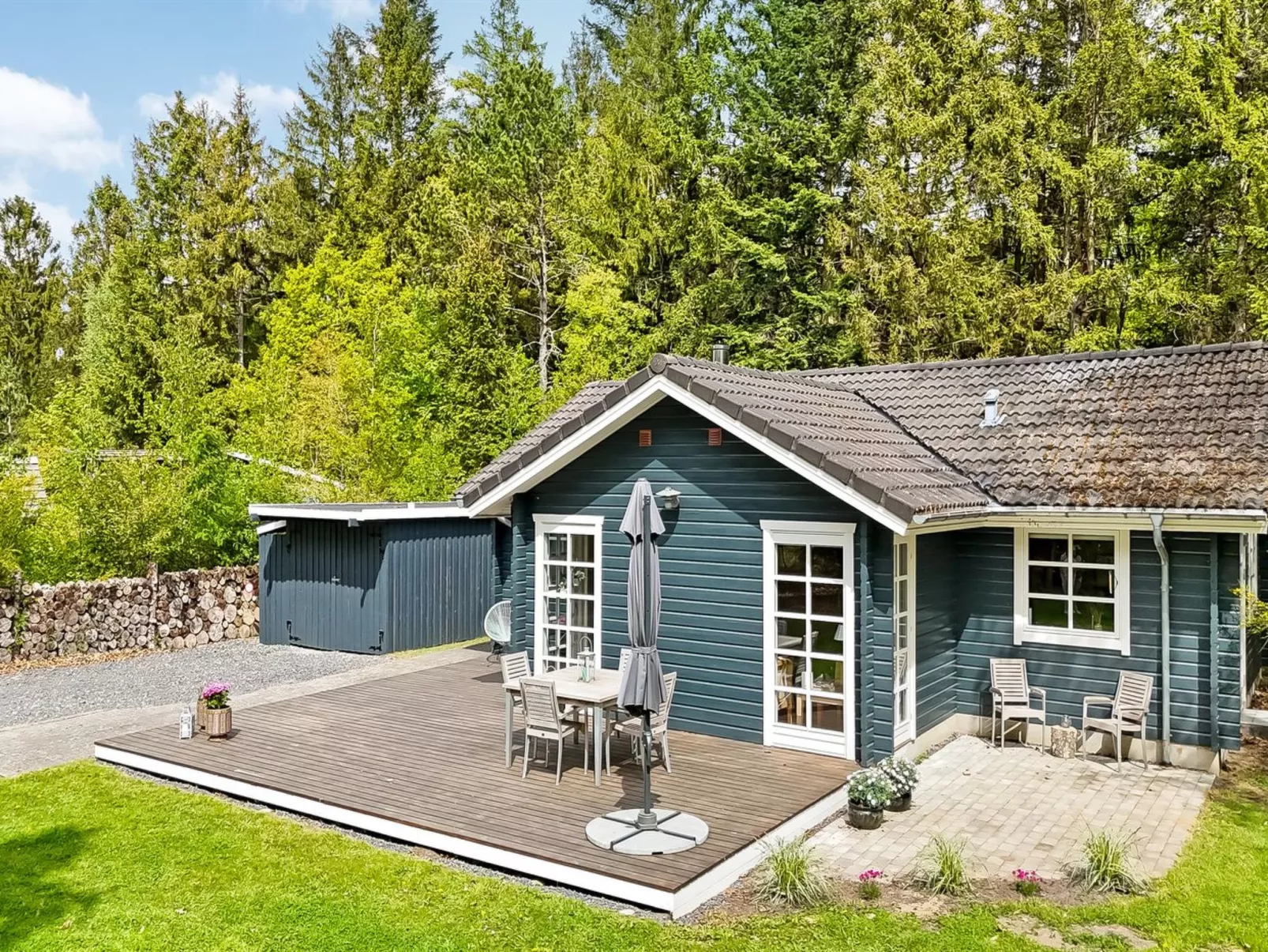 "Iorund" - 9km from the sea-Buiten