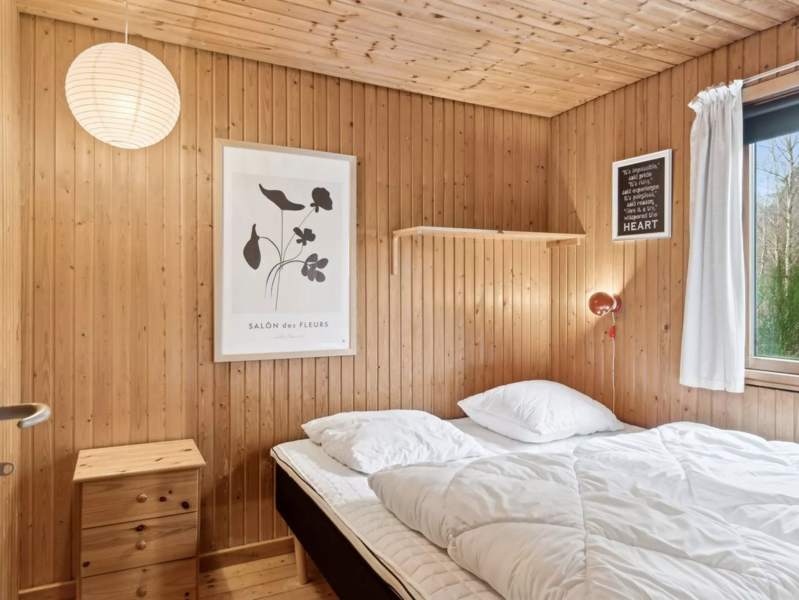 "Gunward" - 3km from the sea-Binnen