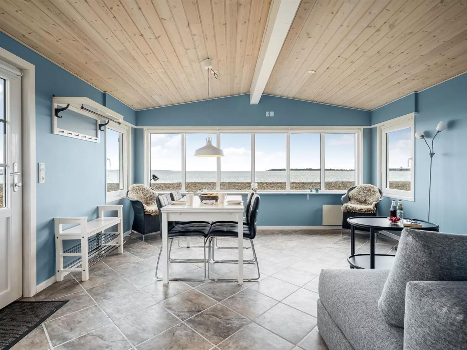 "Nyalle" - 50m to the fjord-Binnen