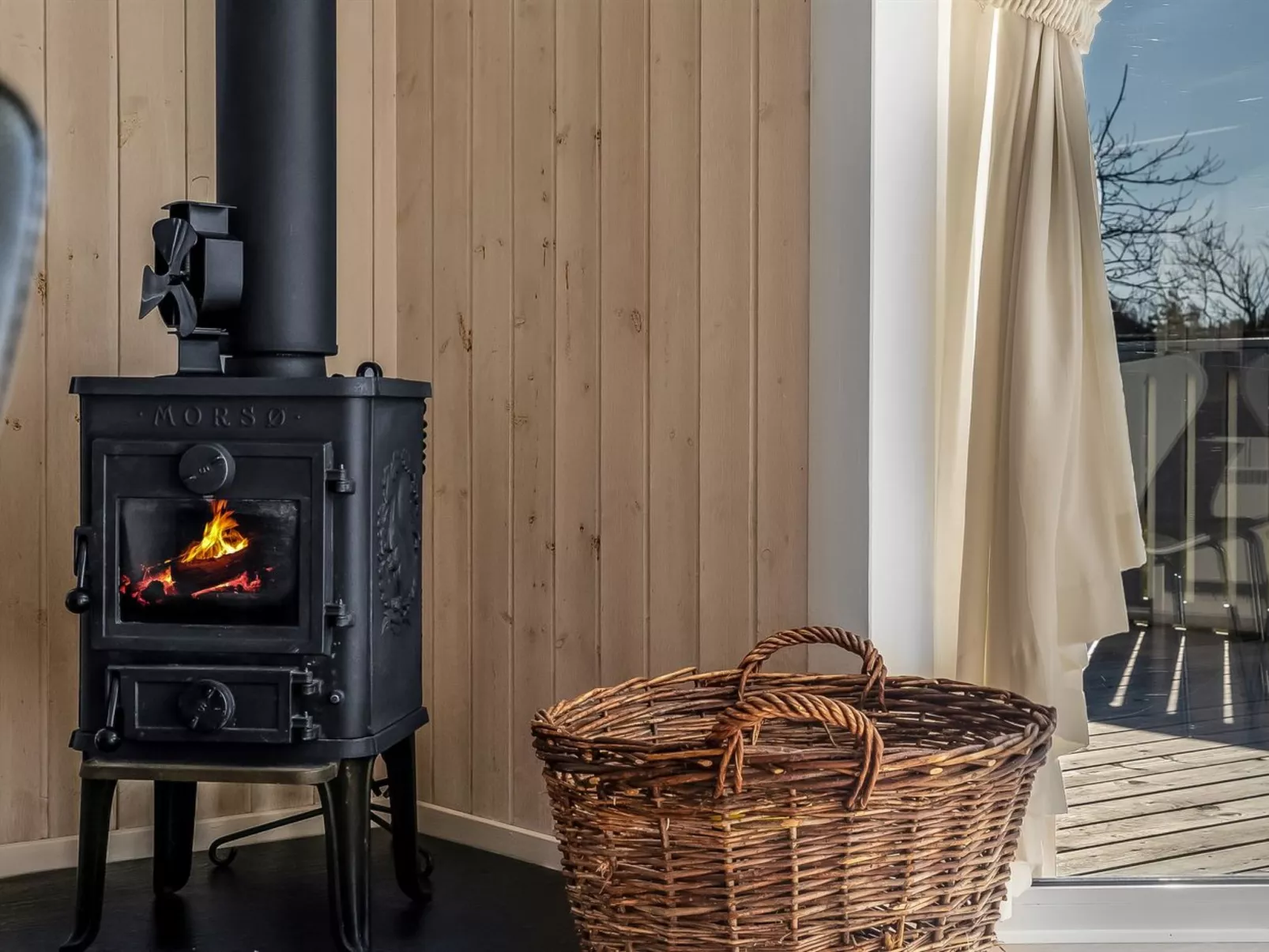 "Henri" - 1.2km from the sea-Binnen