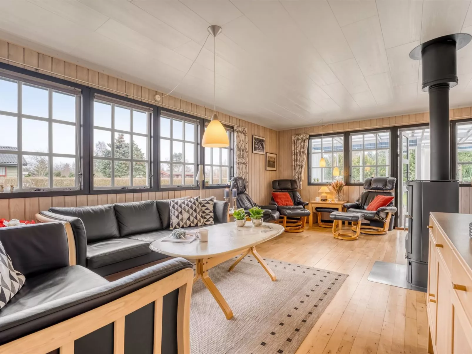 "Thorir" - 500m from the sea-Binnen