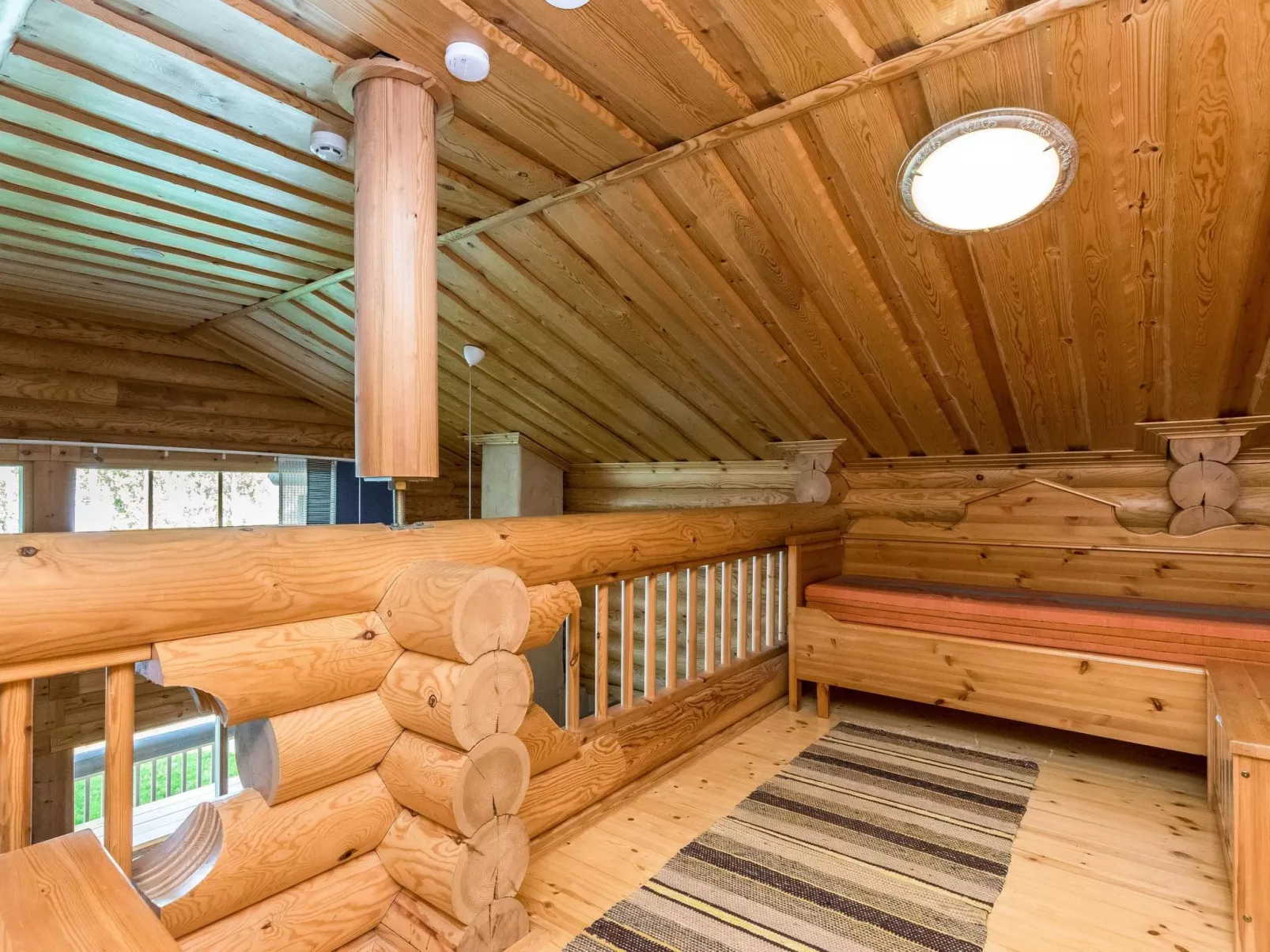 Villa kotikoivu-Binnen