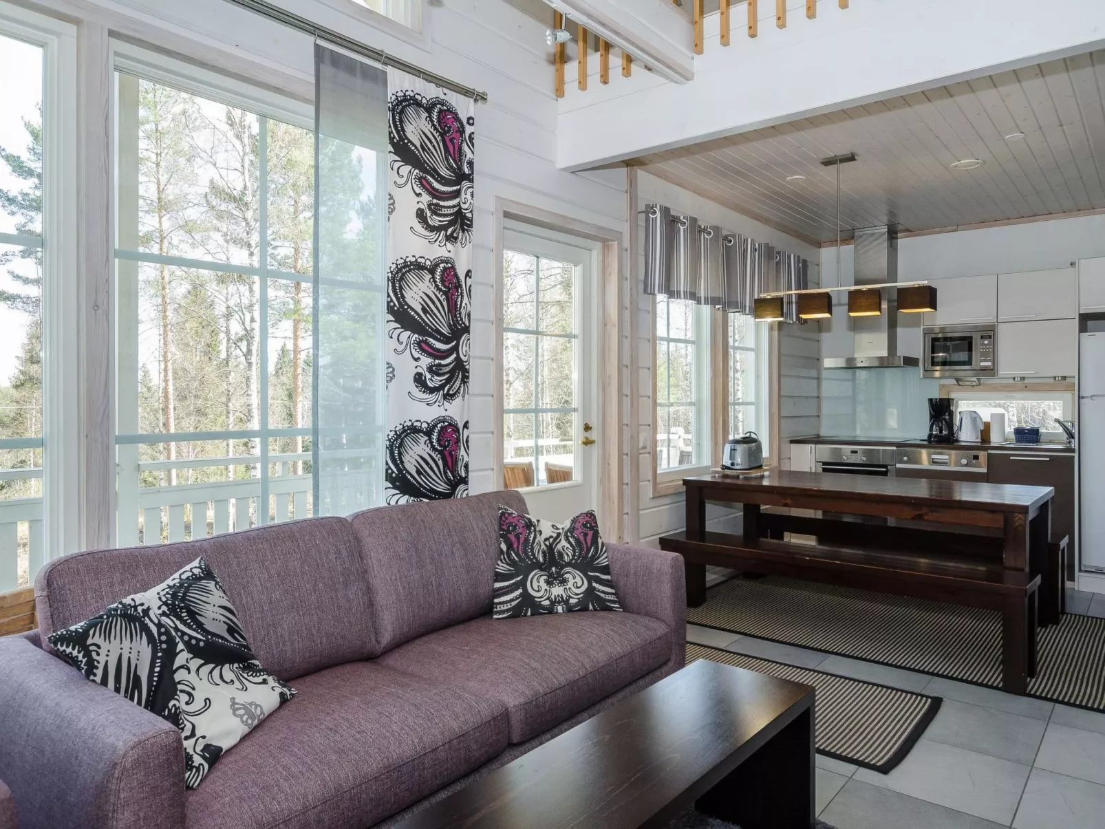 Kolin helmi 2-Binnen