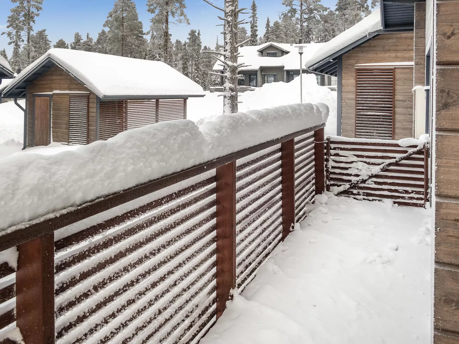 Kesärinne 14-Binnen