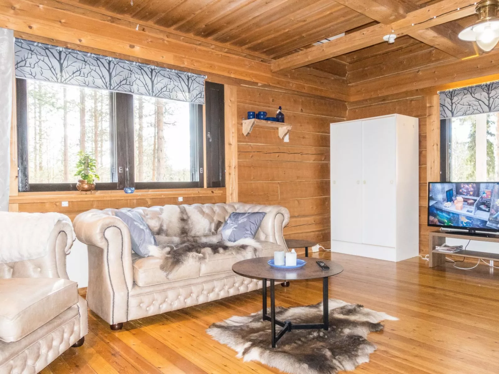 Old logger´s house-Binnen