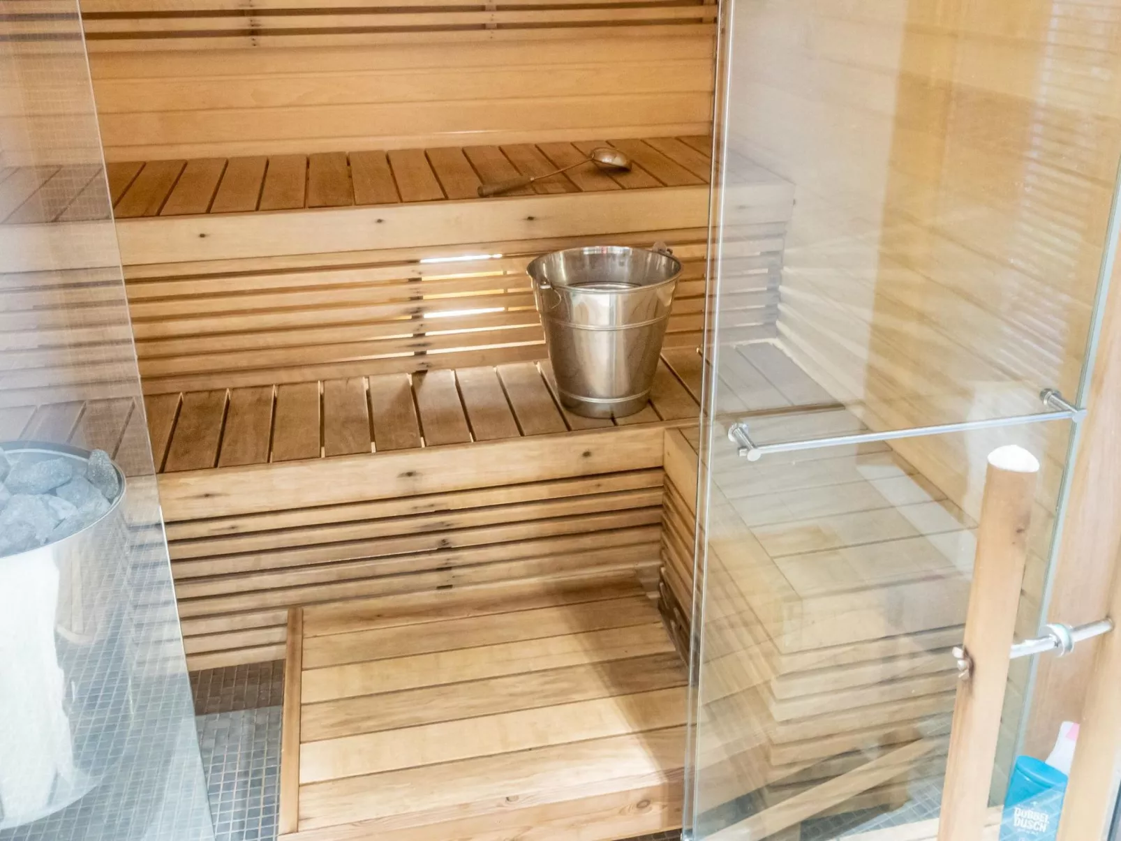 Sallan lumous a-Binnen