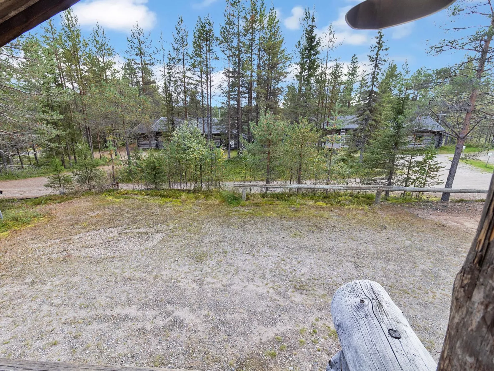 Agenttimajat 2-Binnen