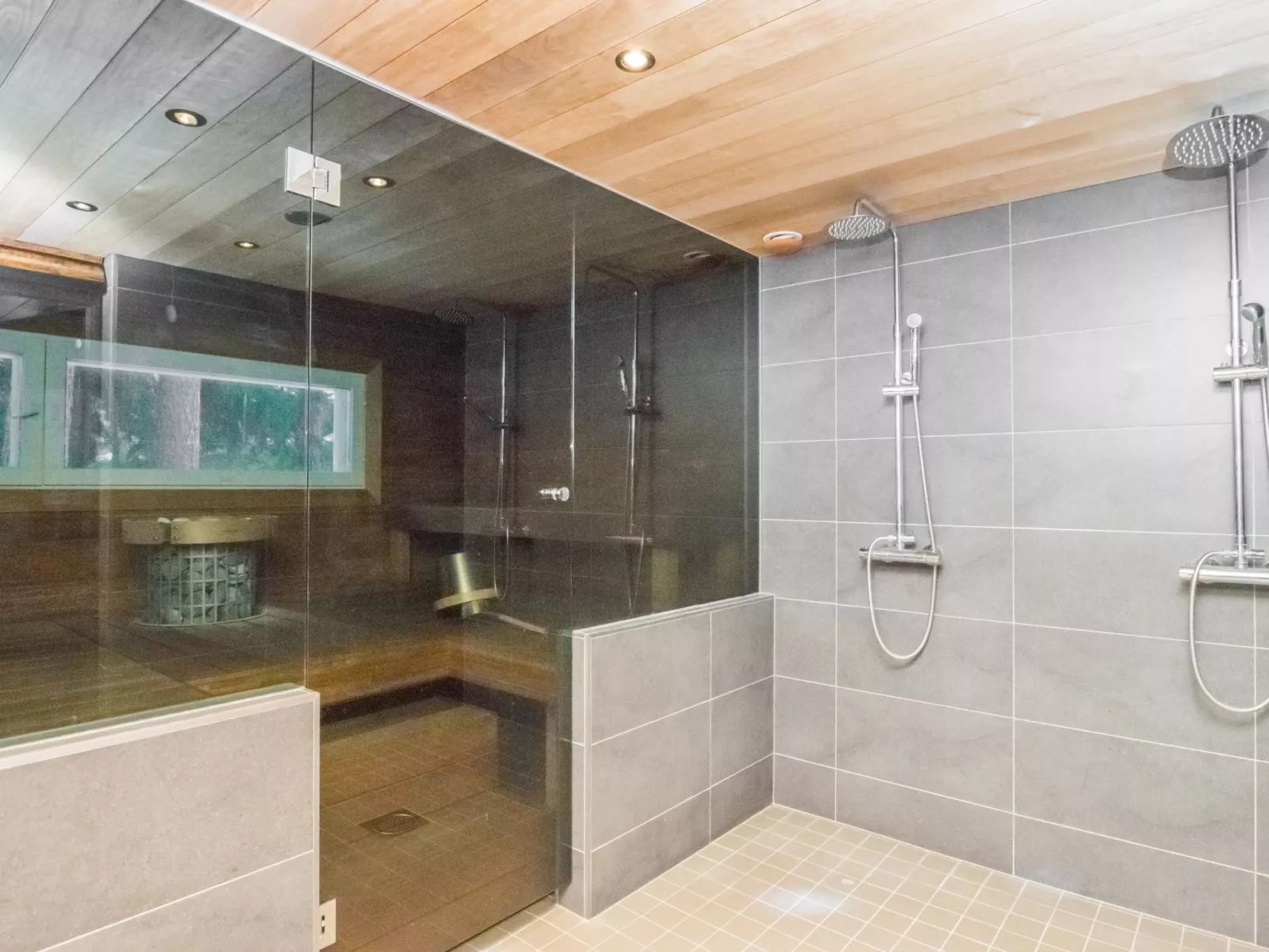 Villa lahnajärvi - Binnen