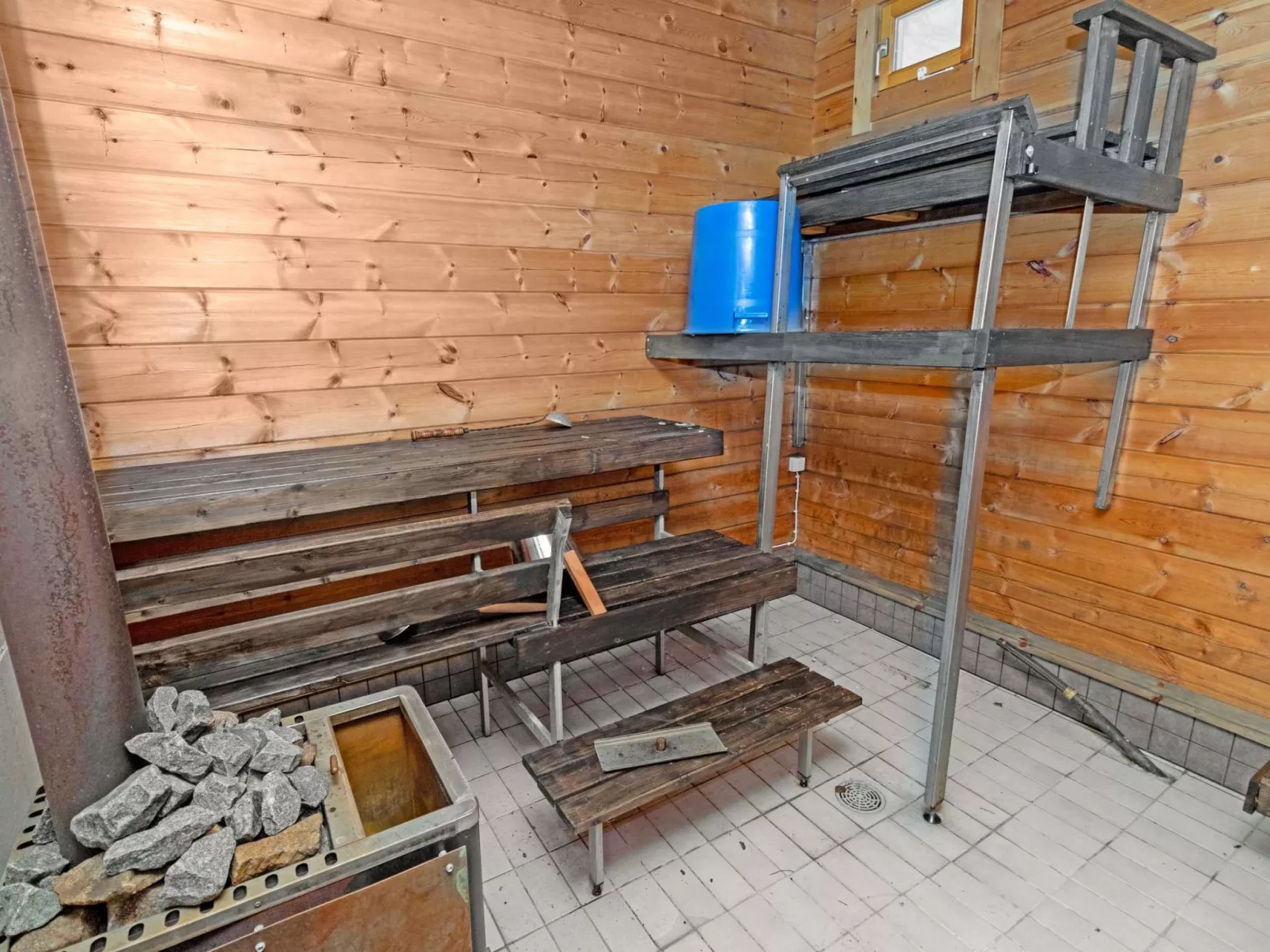 Pohjaslahdentie 17 b-Binnen