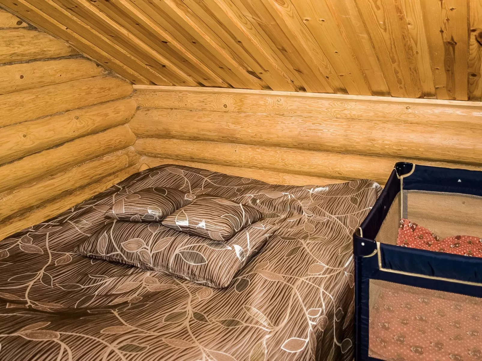 Matruusin majakka-Binnen