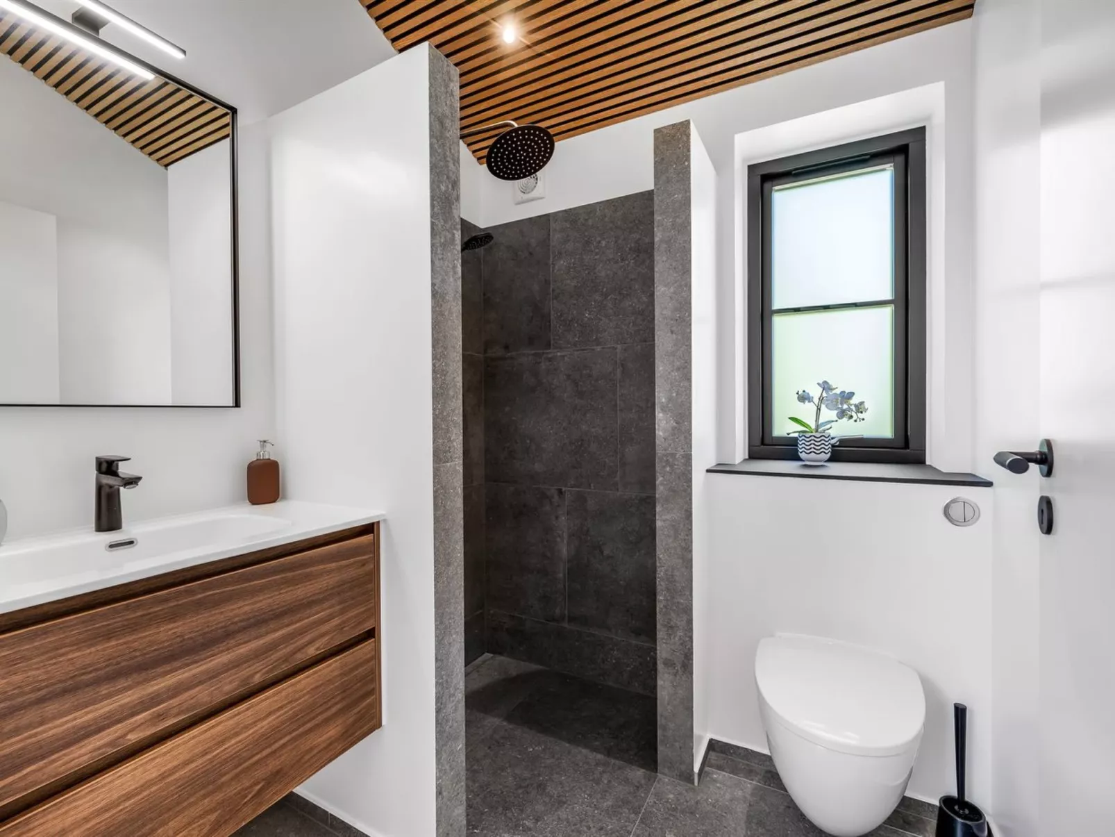 "Tähti" - 425m from the sea-Binnen