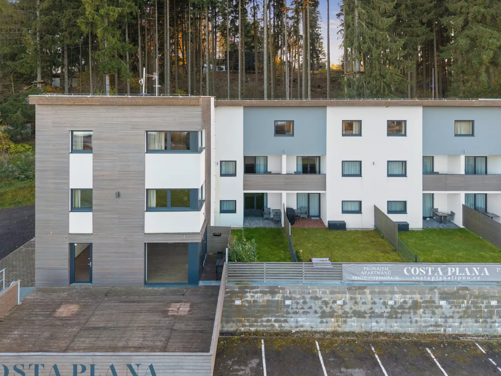 Lakeview Luxury Lodge & Garden-Buiten