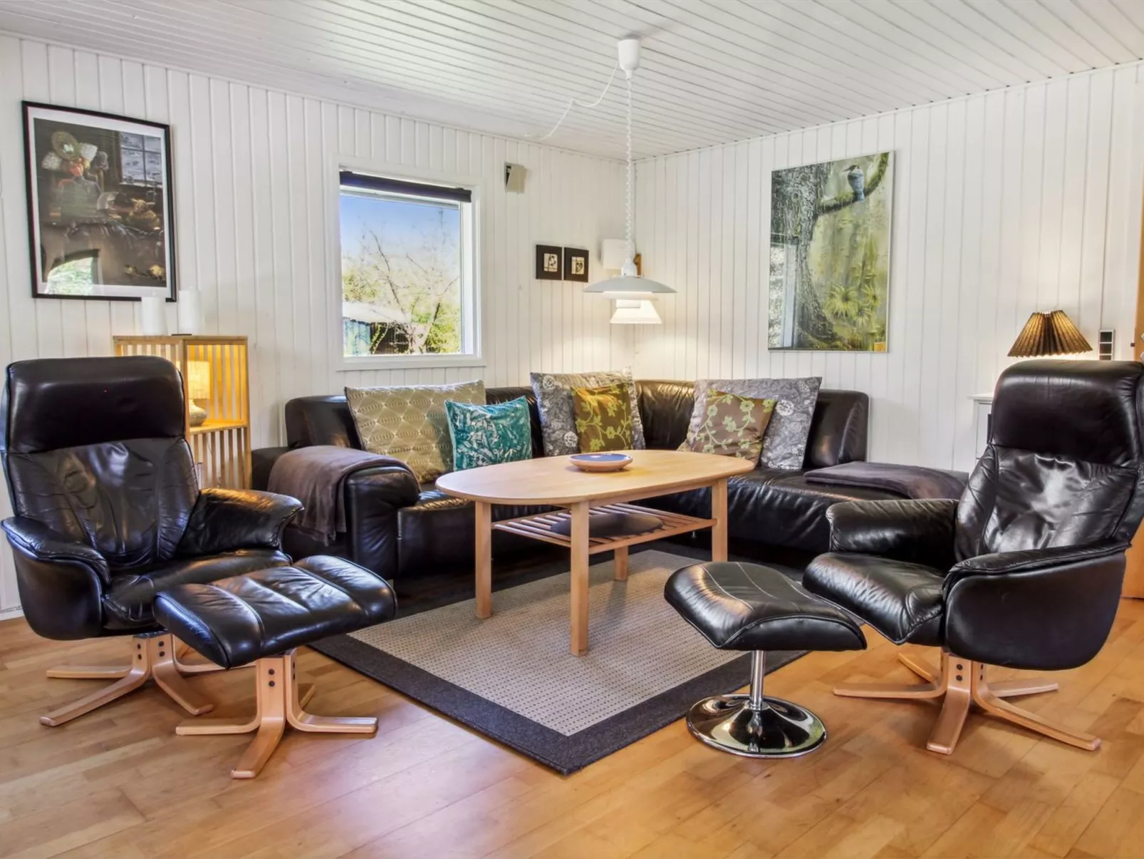 "Alia" - 30km from the sea-Binnen