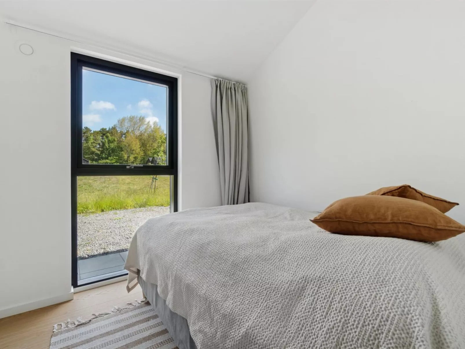 &quot;Tove&quot; - 350m from the sea-Binnen