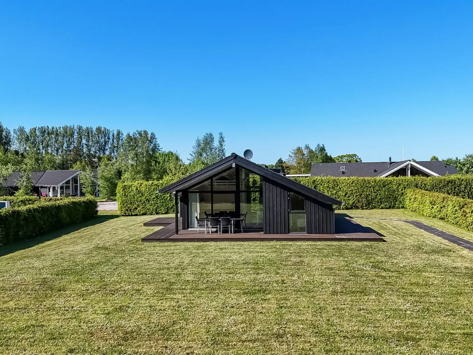 "Kody" - 400m from the sea-Buiten