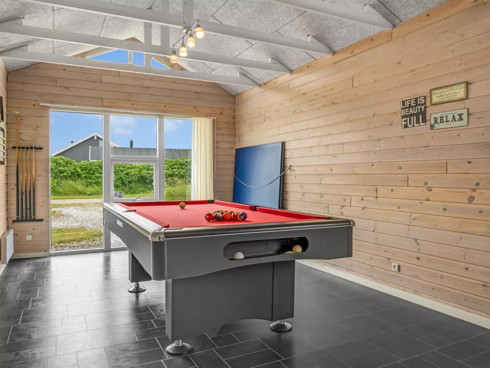 "Tjark" - 500m from the sea-Binnen