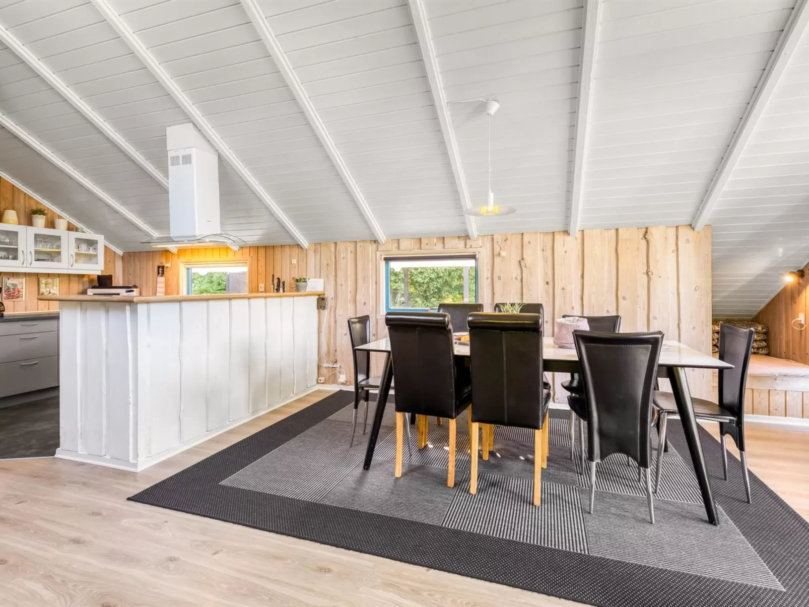 "Kai" - 400m from the sea-Binnen