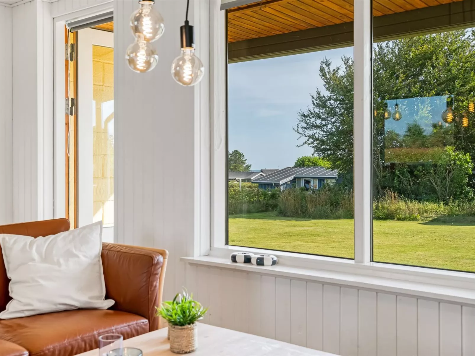 "Lillan" -  from the sea-Binnen