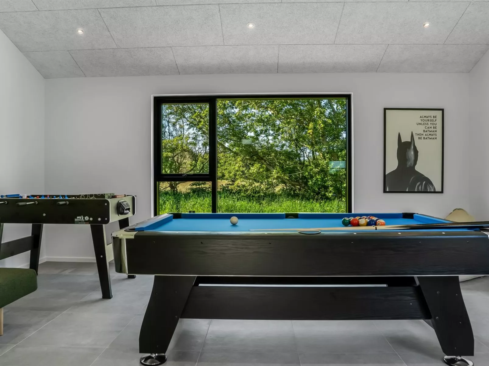 "Silja" - 900m from the sea-Binnen