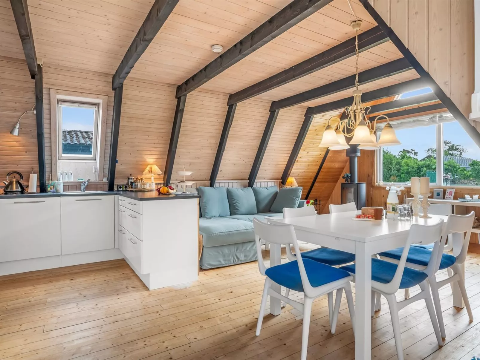 "Annalia" - 400m from the sea-Binnen