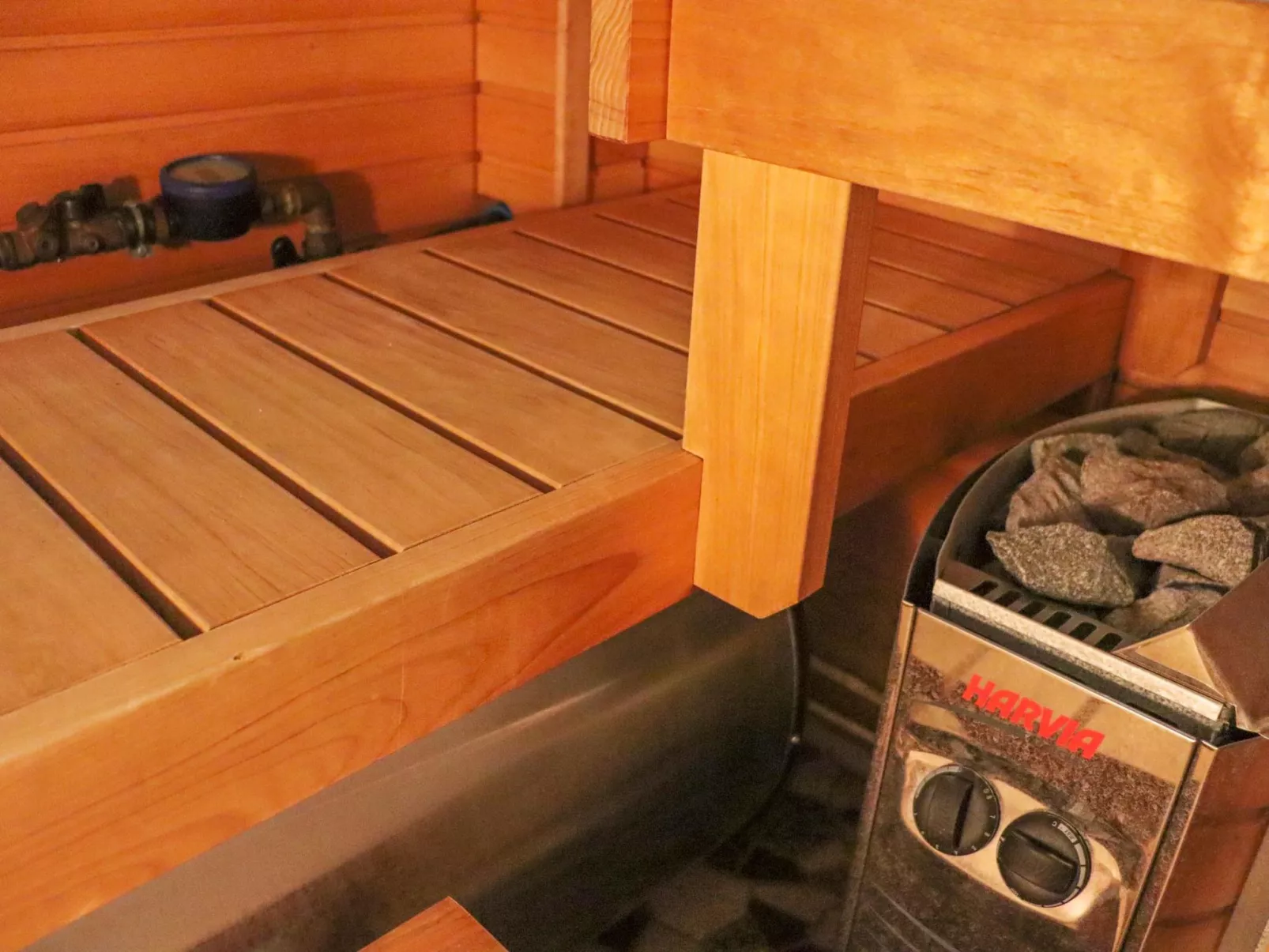 Mukalilla, paritalo sis loppusiivouksen-Binnen