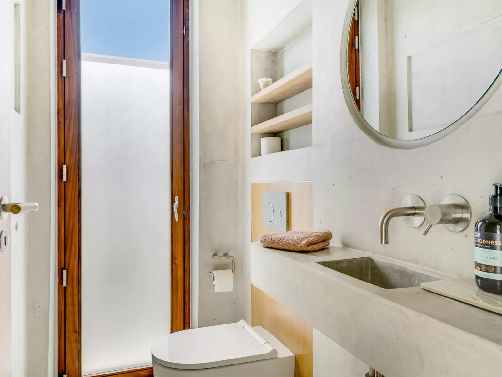 "Rieke" - 250m from the sea-Binnen