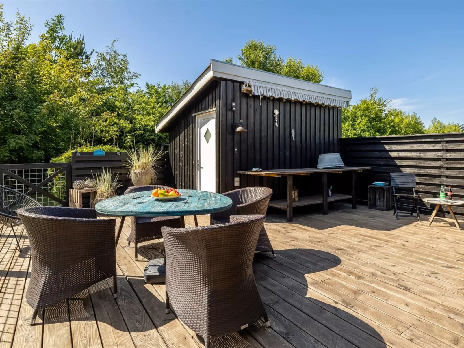 "Voitto" - 1km to the fjord-Buiten