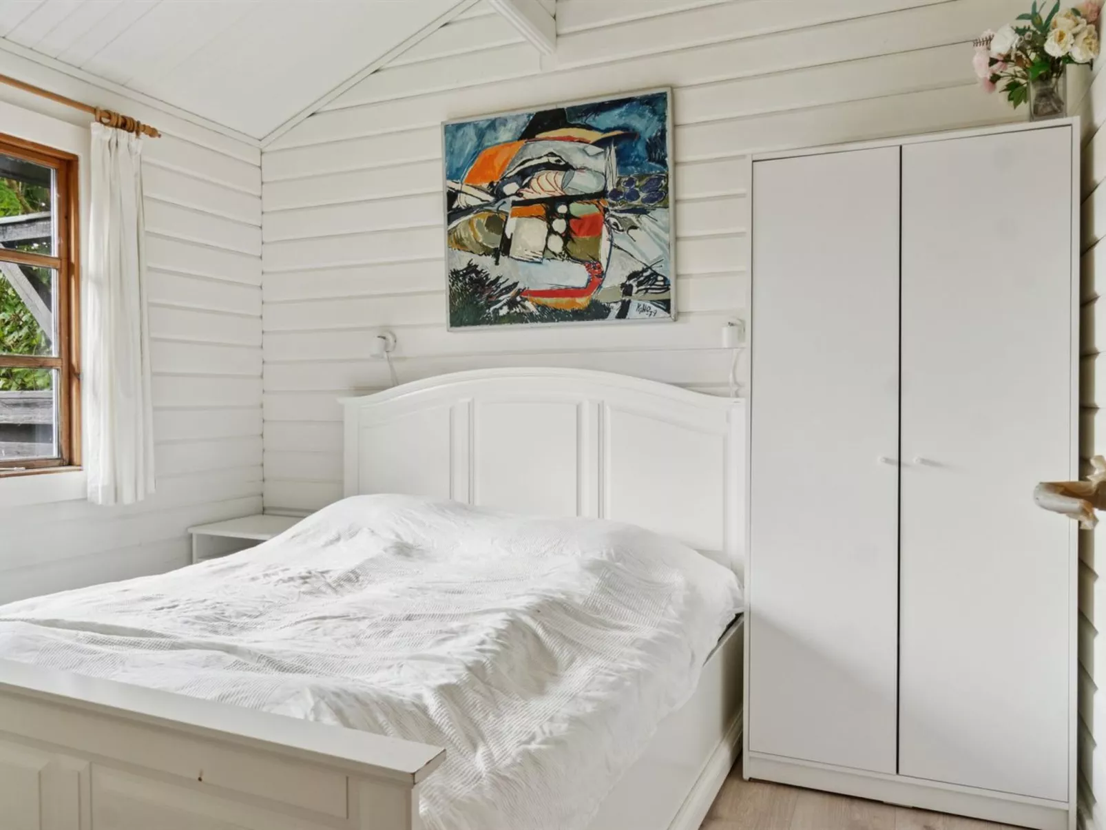 "Kjell" - 25m from the sea-Binnen