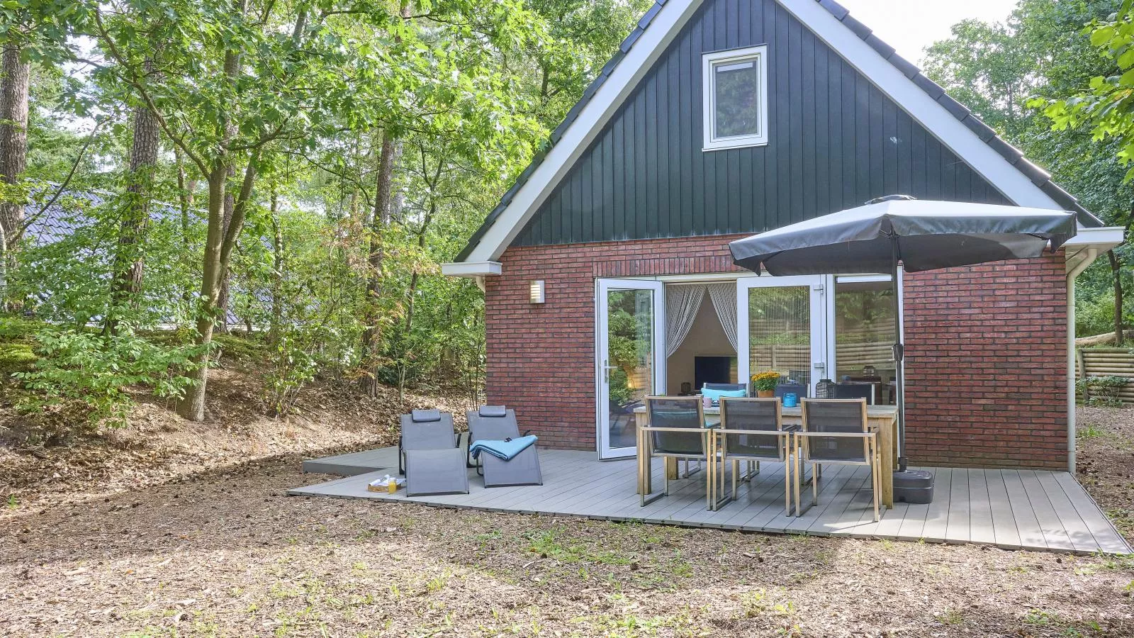 De Linde-Buitenkant zomer