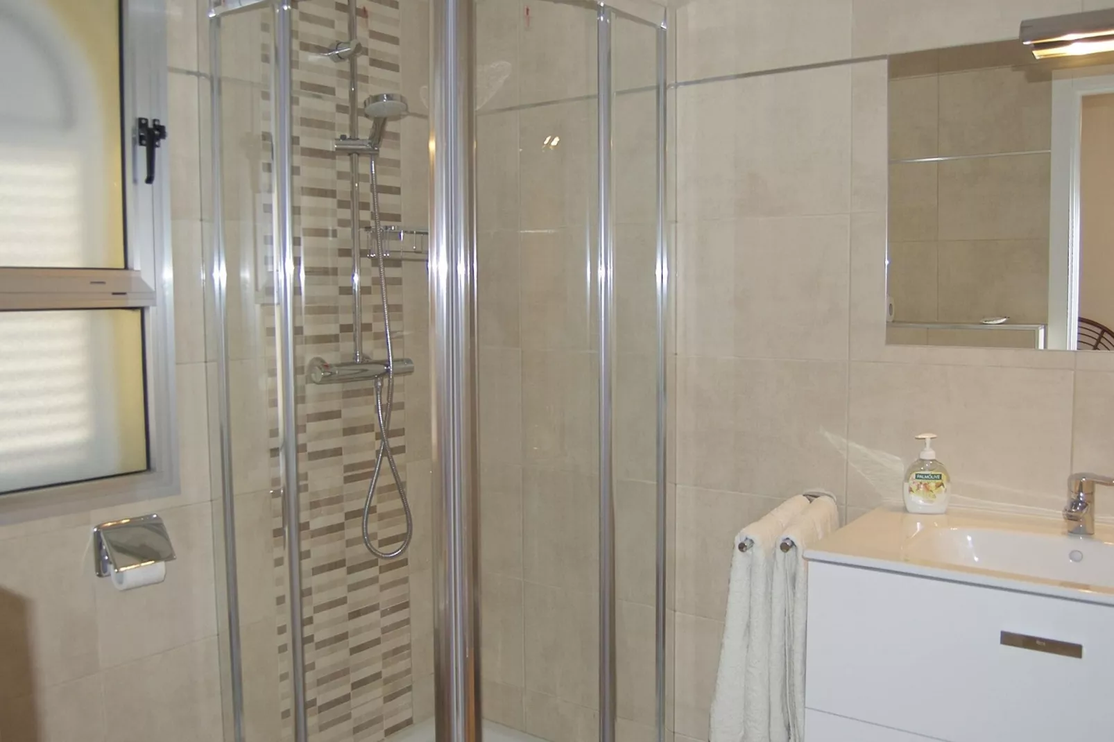 Casa Anabel-Badkamer