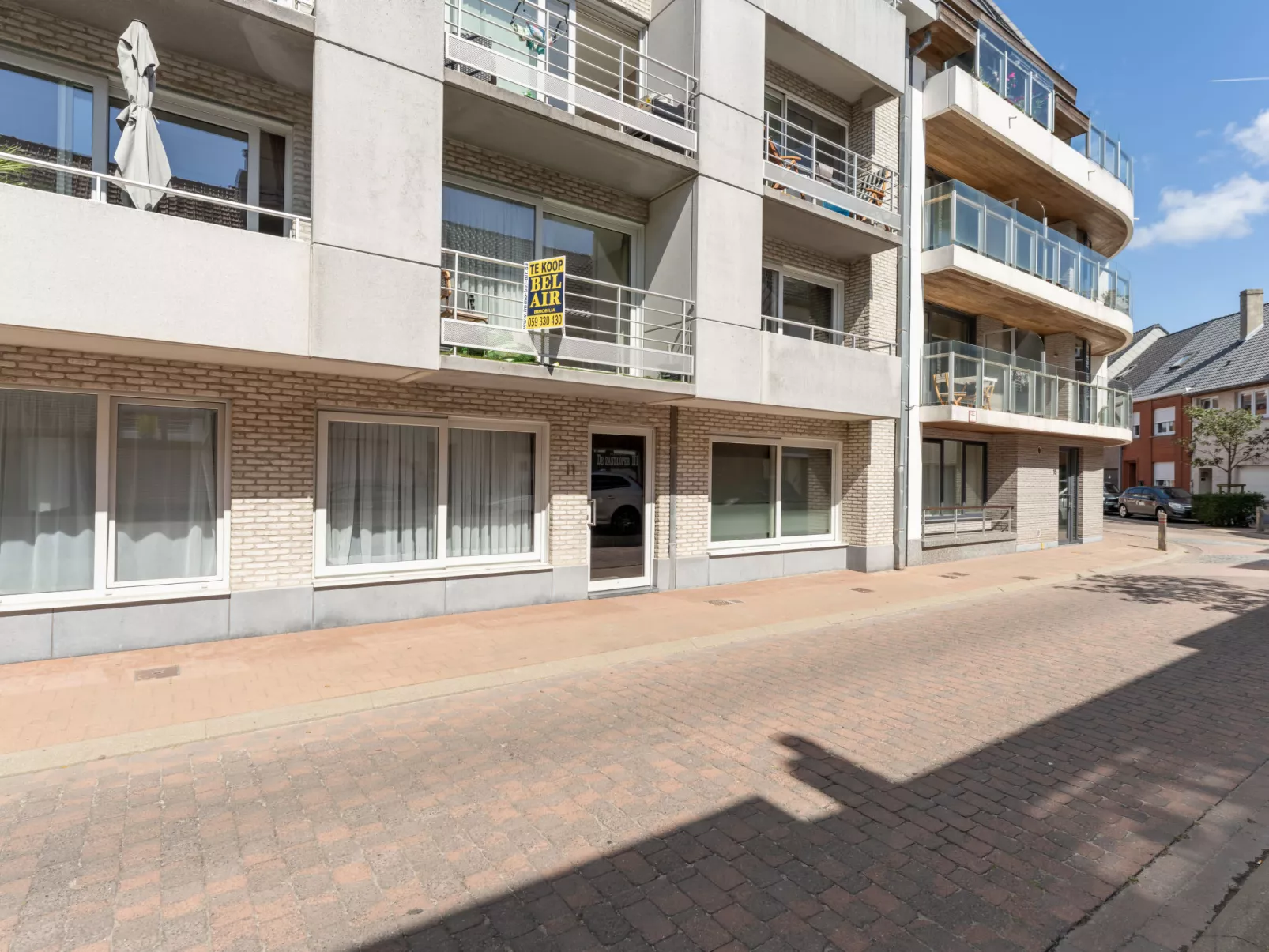 Zandloper III with terrace-Buiten